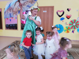 Праздник в детском саду! Праздник в детском саду!.